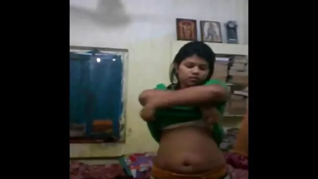MILF se fait baiser par son amant film amateur français x