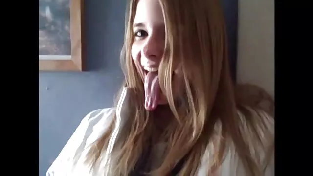 Salope film x français amateur blonde britannique dans un plan à quatre lesbien en prison